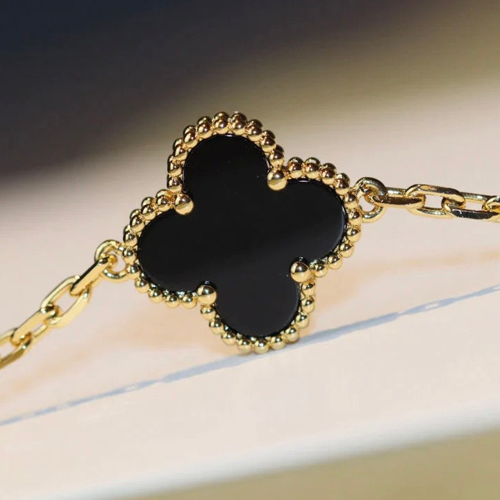 ¡®Glow Jewelry¡¯CLOVER 20 MOTIFS ONYX NECKLACE