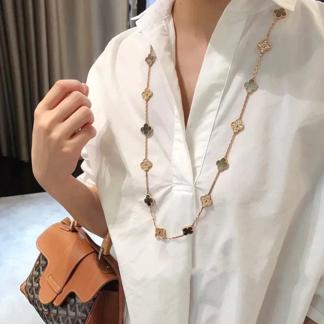 ¡®Glow Jewelry¡¯CLOVER 20 MOTIFS DARK MOP DIAMOND NECKLACE