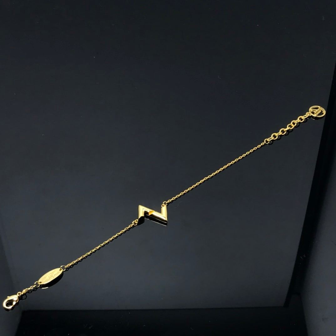 ¡®Glow Jewelry¡¯VOLT LV LOGO BRACELET