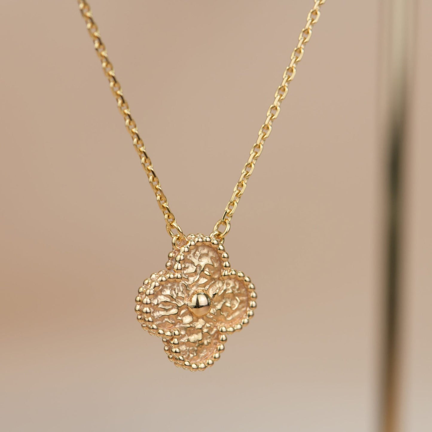 ¡®Glow Jewelry¡¯CLOVER 15MM BRONZING NECKLACE