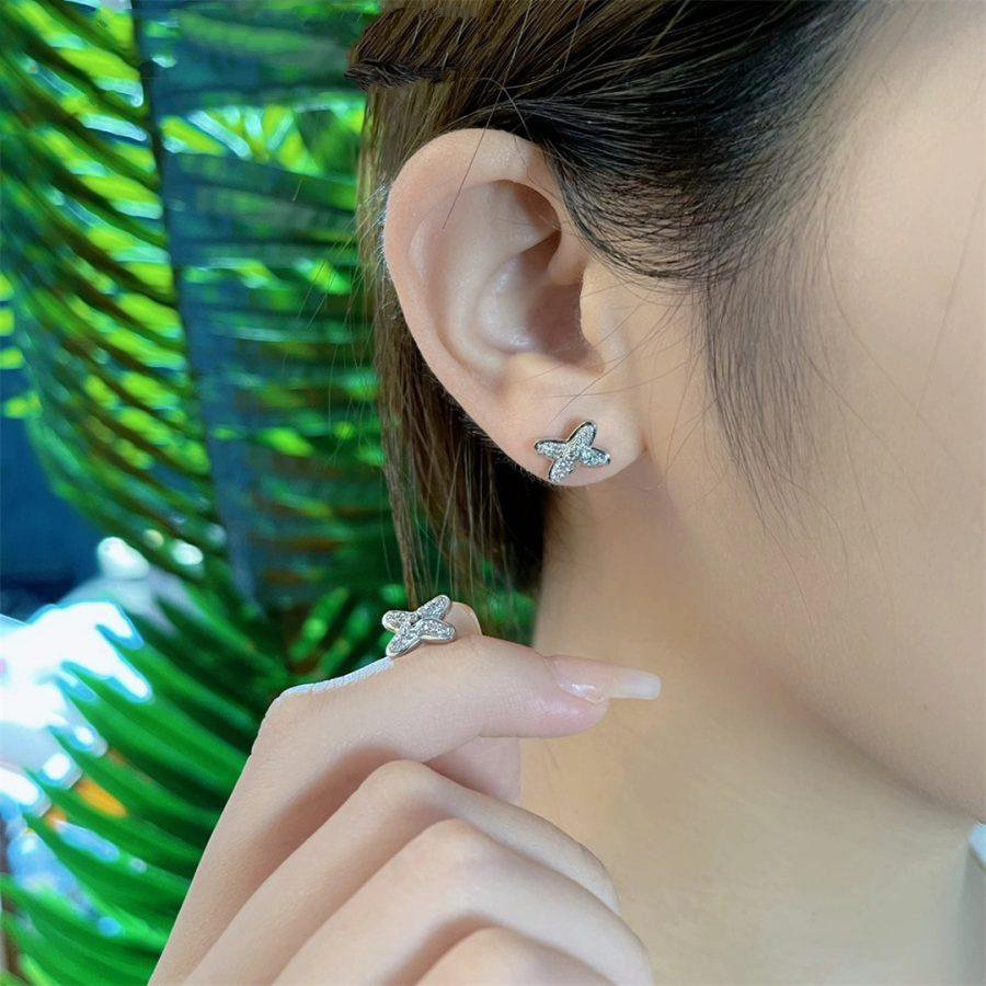 ¡®Glow Jewelry¡¯JEUX DE SILVER DIAMOND EARRINGS
