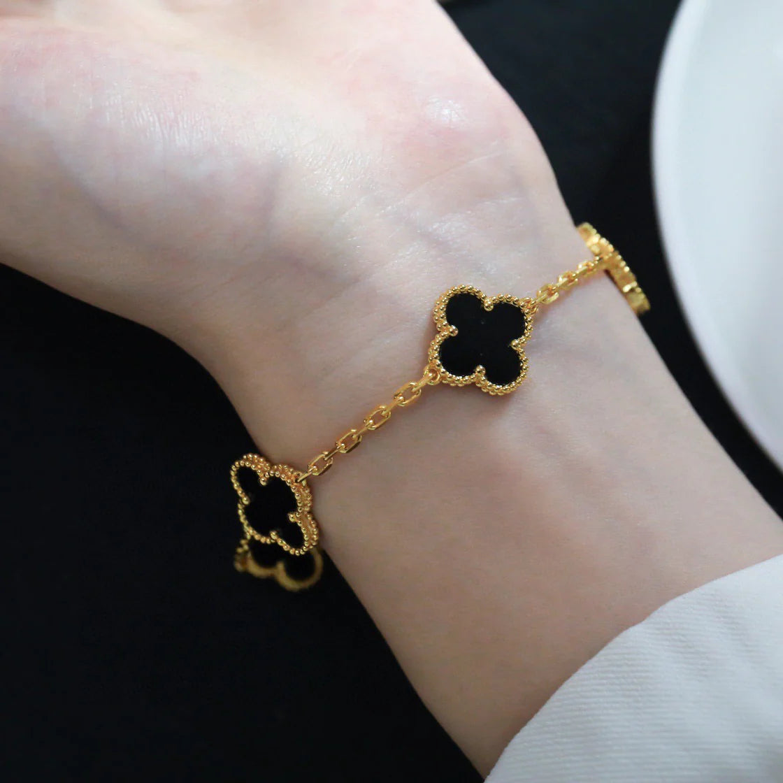 [Glow Jewelry]New CLOVER 5 MOTIF ONYXS BRACELET COLLECTION