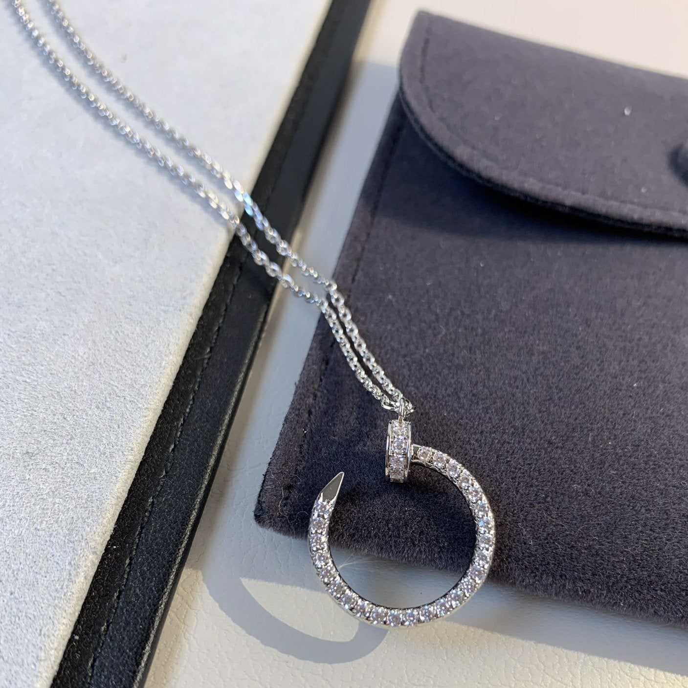 ¡®Glow Jewelry¡¯JUSTE NECKLACE SILVER DIAMONDS