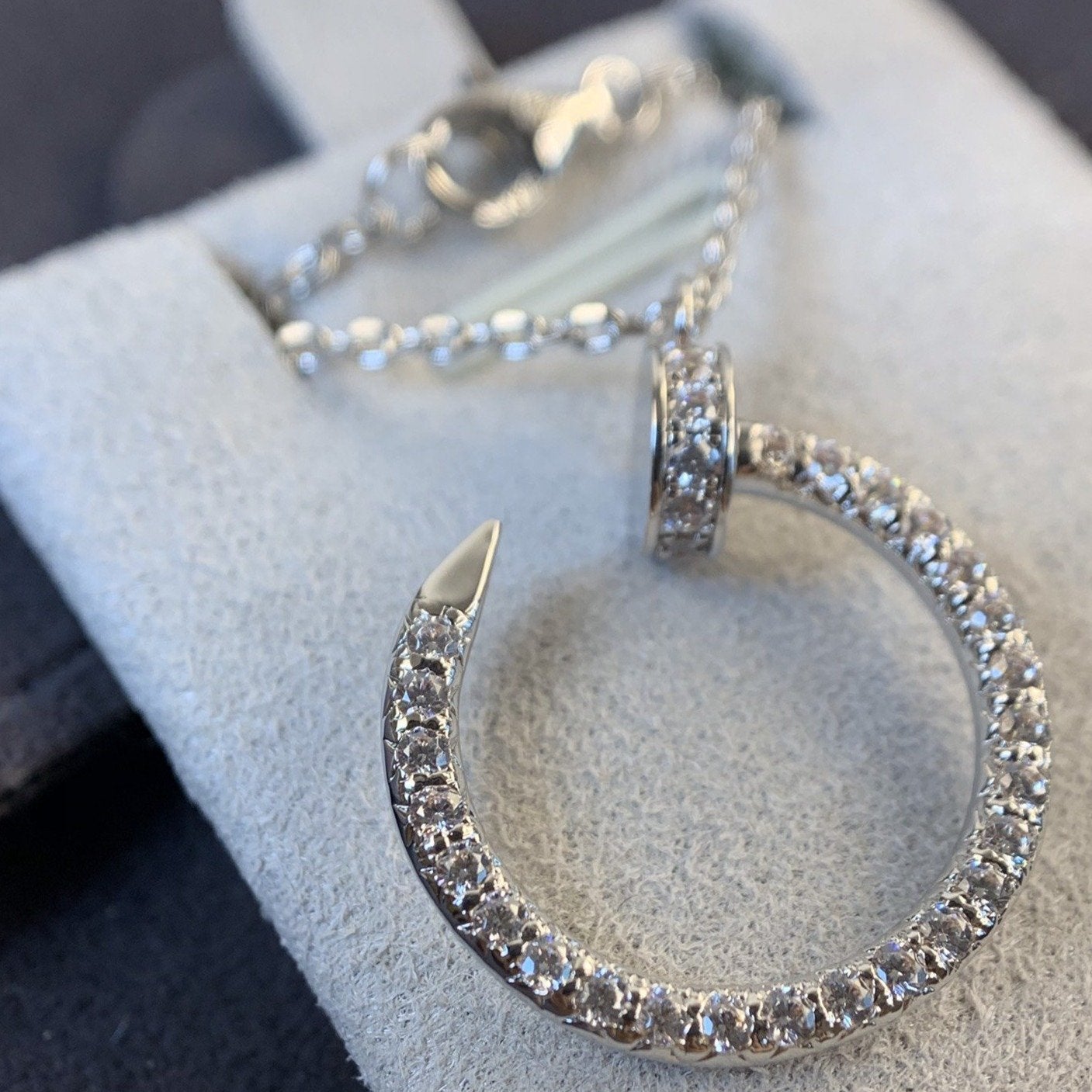 ¡®Glow Jewelry¡¯JUSTE NECKLACE SILVER DIAMONDS