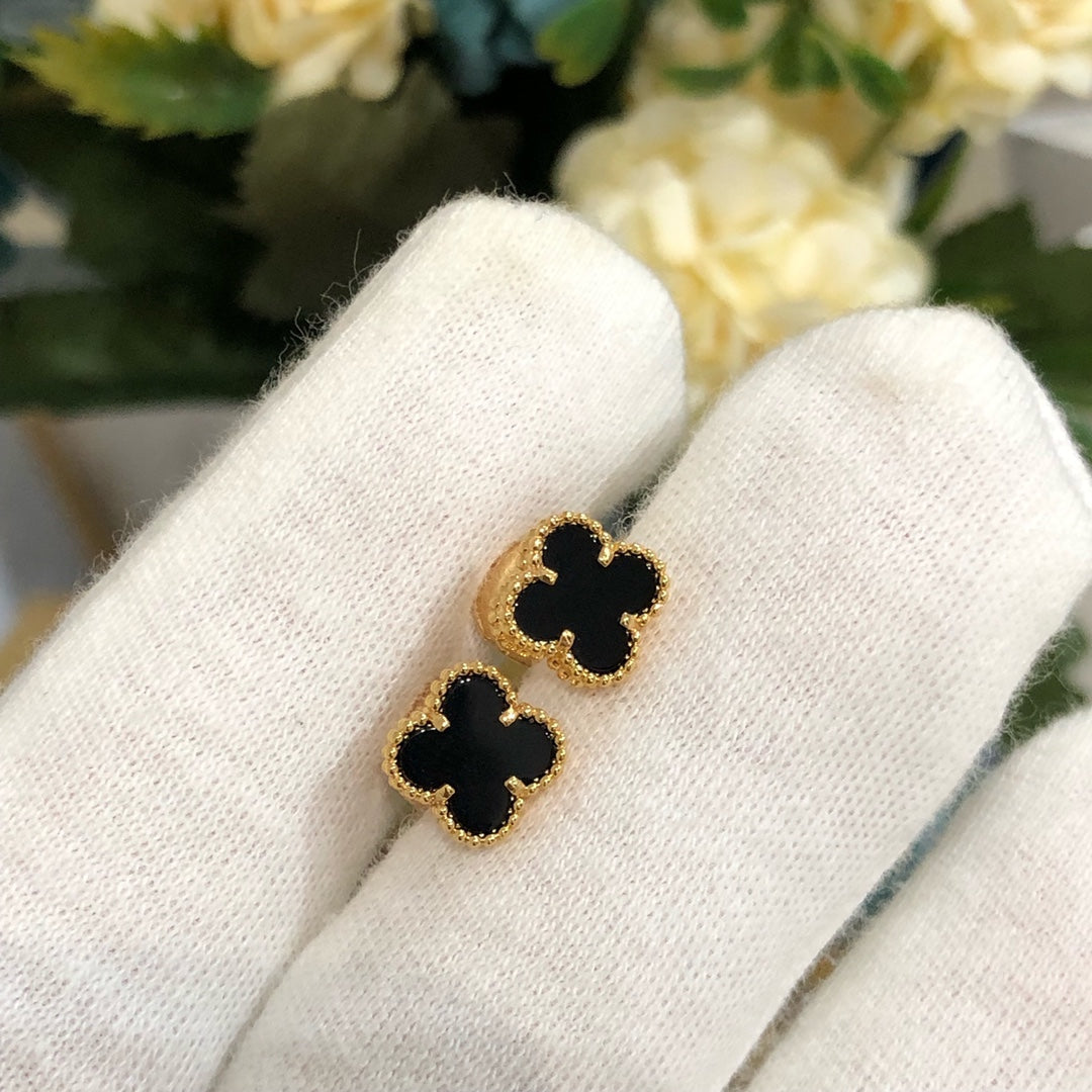 ¡®Glow Jewelry¡¯CLOVER MINI GOLD EARRINGS