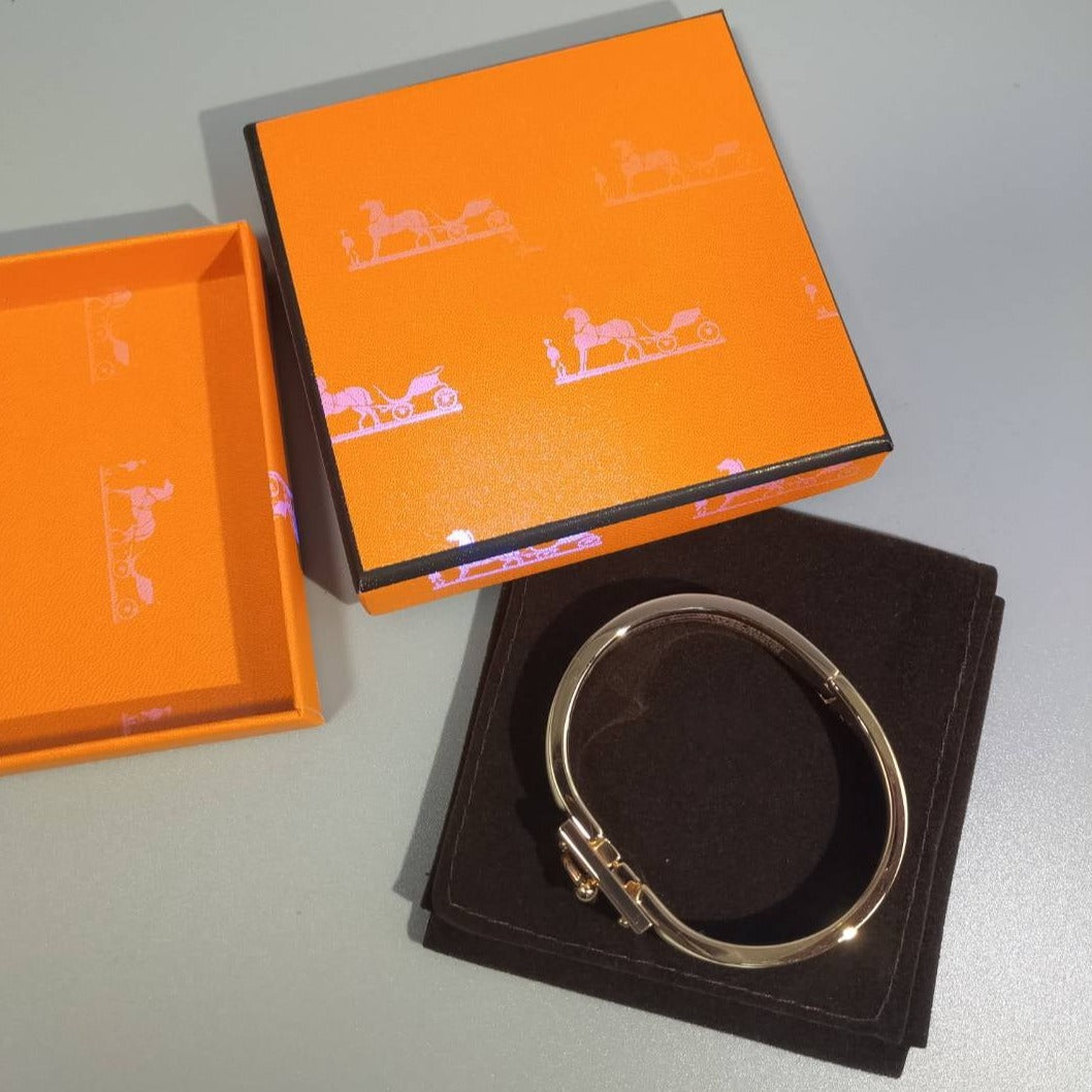 ¡®Glow Jewelry¡¯H GREY BRACELET