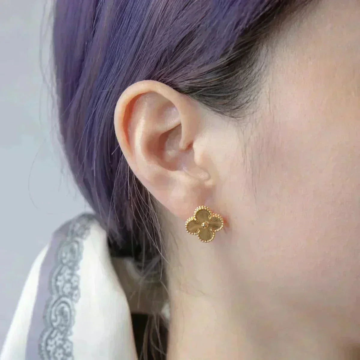 ¡®Glow Jewelry¡¯CLOVER MEDIUM 1 MOTIFS LASER EARRINGS