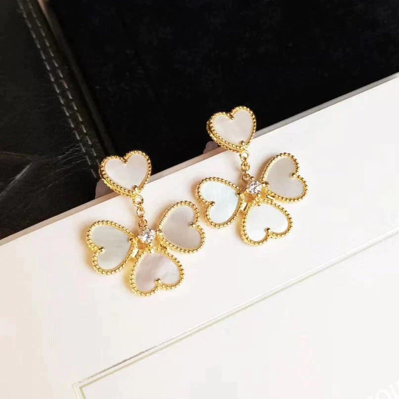 [Glow Jewelry]CLOVER SWEET WHITE MOP EARRINGS