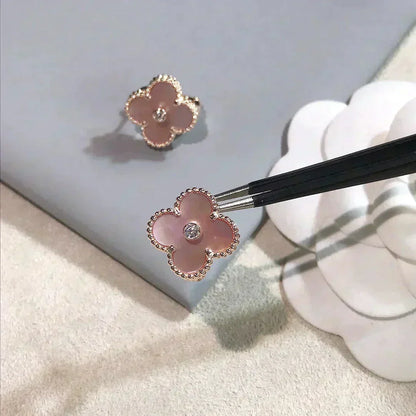 ¡®Glow Jewelry¡¯CLOVER MEDIUM 1 MOTIFS  PINK MOP DIAMOND EARRINGS