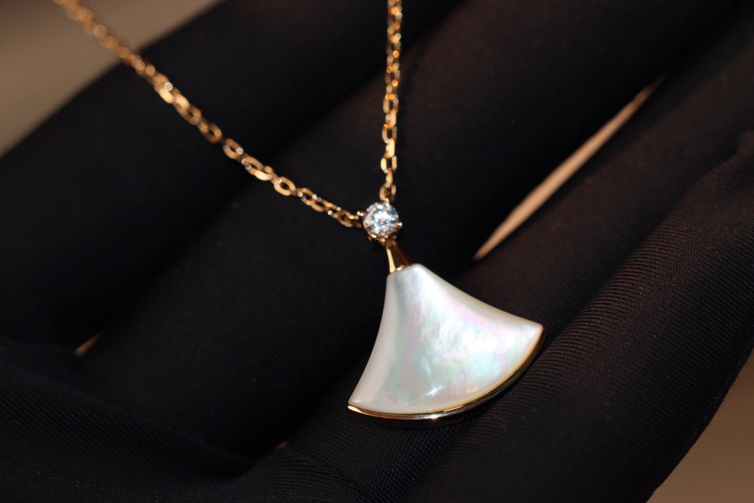 [Glow Jewelry]DREAM NECKLACE WHITE MOP PINK GOLD 1 DIAMOND