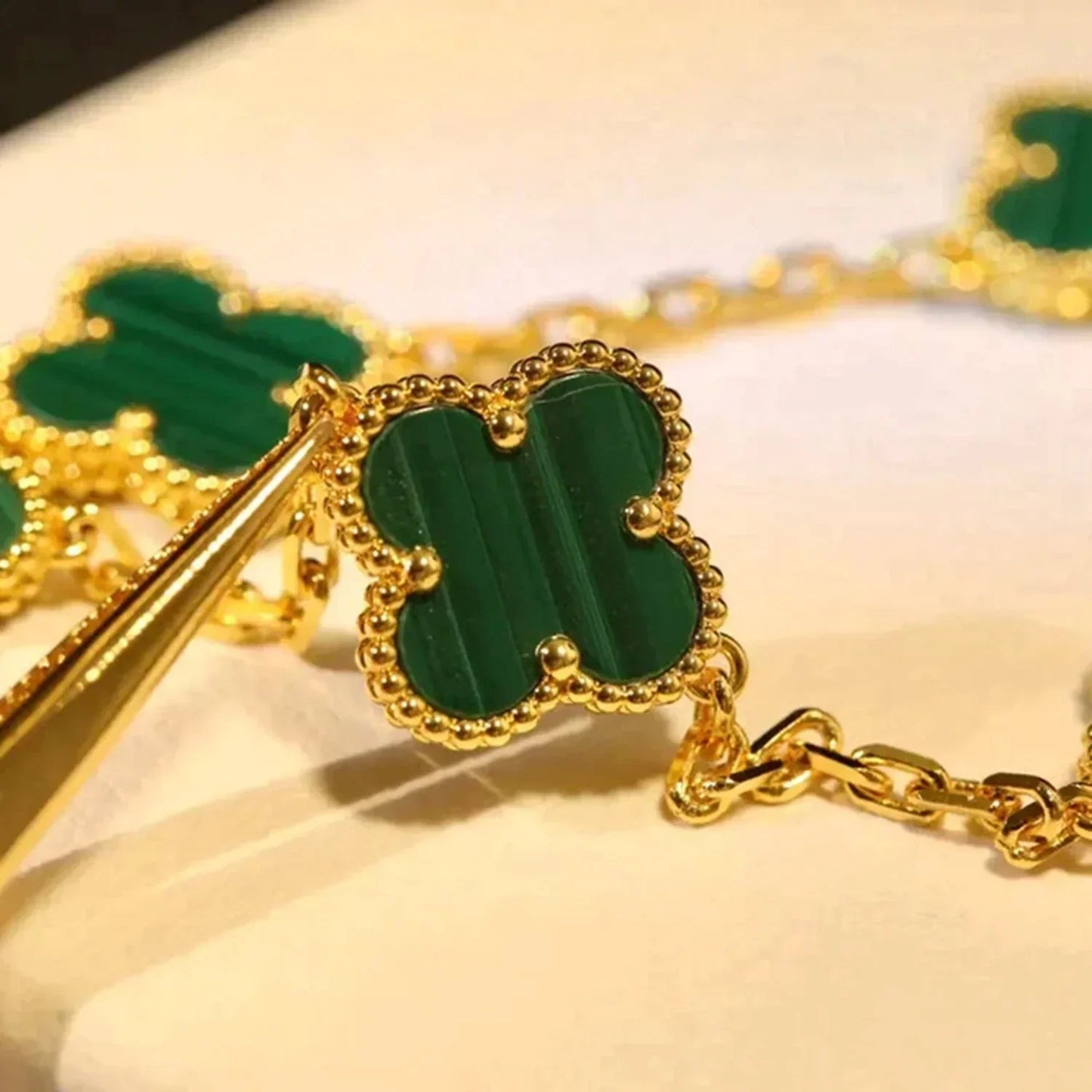 [Glow Jewelry]New  CLOVER 5 MOTIF MALACHITE BRACELET COLLECTION