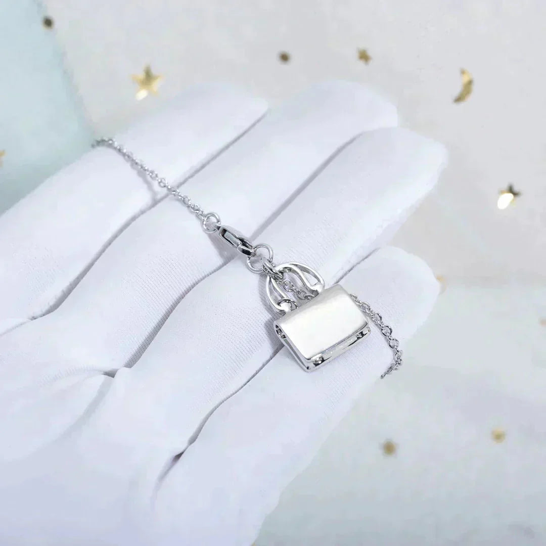 ¡®Glow Jewelry¡¯AMULETTE PEDANT SILVER NECKLACE