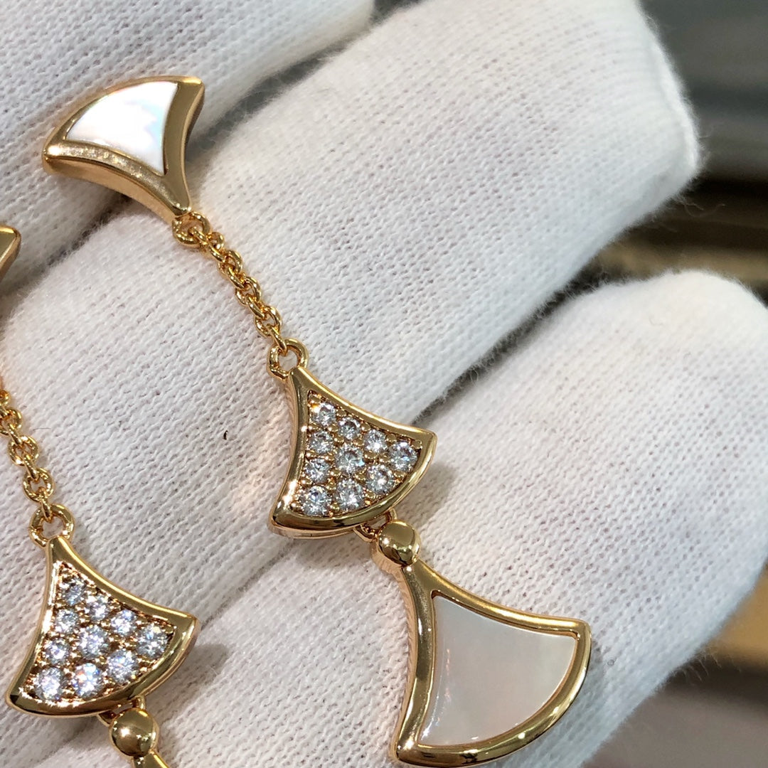[Glow Jewelry]DREAM EARRINGS 3 MOTIFS DIAMOND MOP PINK GOLD