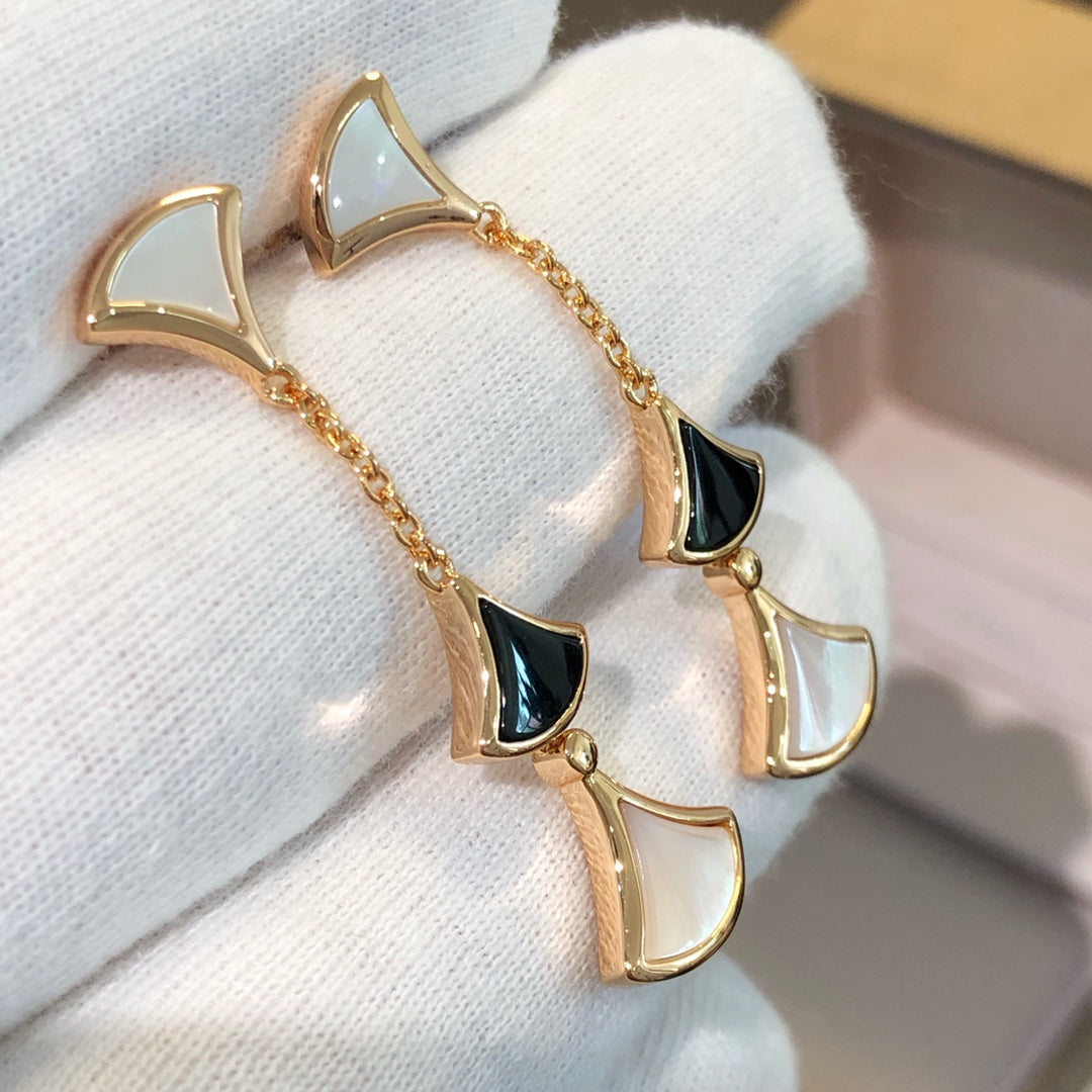 [Glow Jewelry]DREAM EARRINGS 3 MOTIFS ONYX MOP PINK GOLD