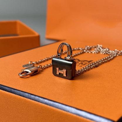 ¡®Glow Jewelry¡¯CONSTANCE BLACK PEDANT PINK GOLD NECKLACE