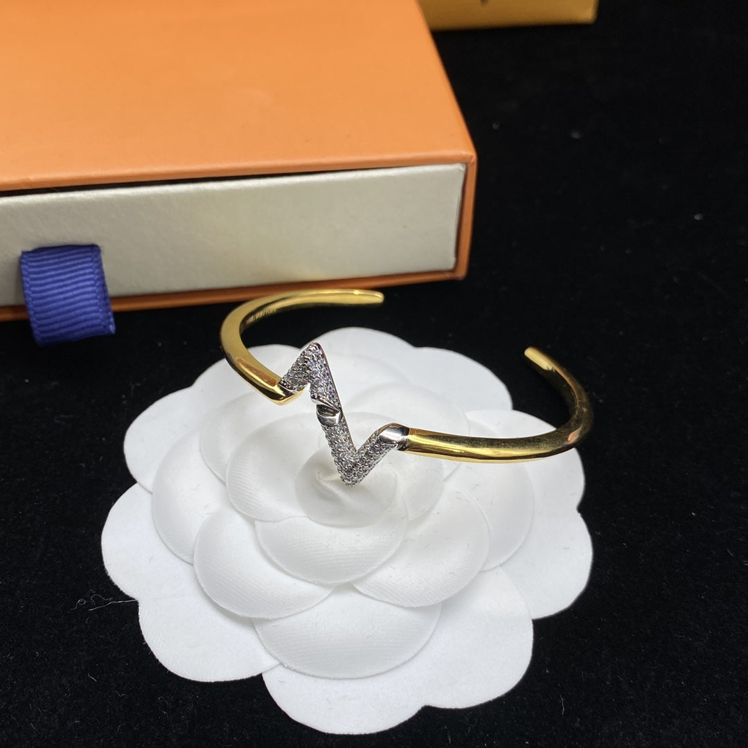 [Glow Jewelry]VOLTE UPSITE DOWN DIAMOND GOLD OPEN BRACELET