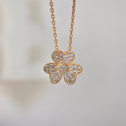 ¡®Glow Jewelry¡¯FLOWER DIAMOND NECKLACE