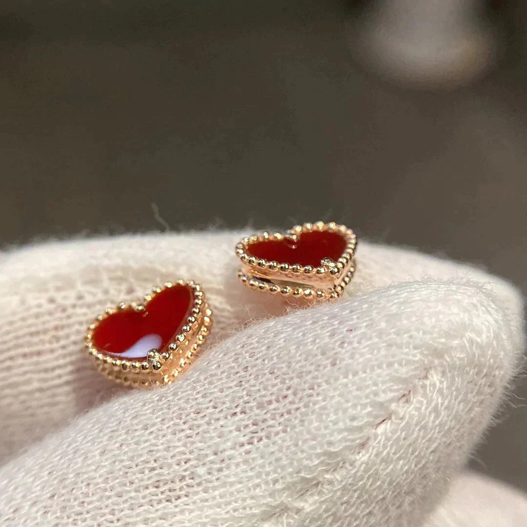 ¡®Glow Jewelry¡¯HEART CARNELIAN STUD EARRINGS