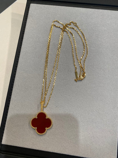 [Glow Jewelry]CLOVER 25MM NECKLACE GOLD CARNELIAN