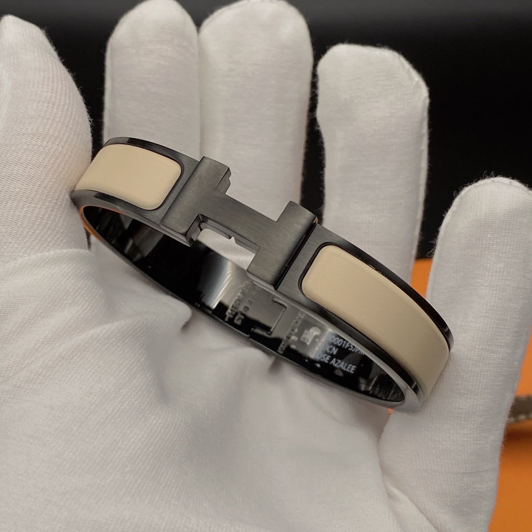 ¡®Glow Jewelry¡¯H BRACELET 12MM BLACK BEIGE CERAMIC