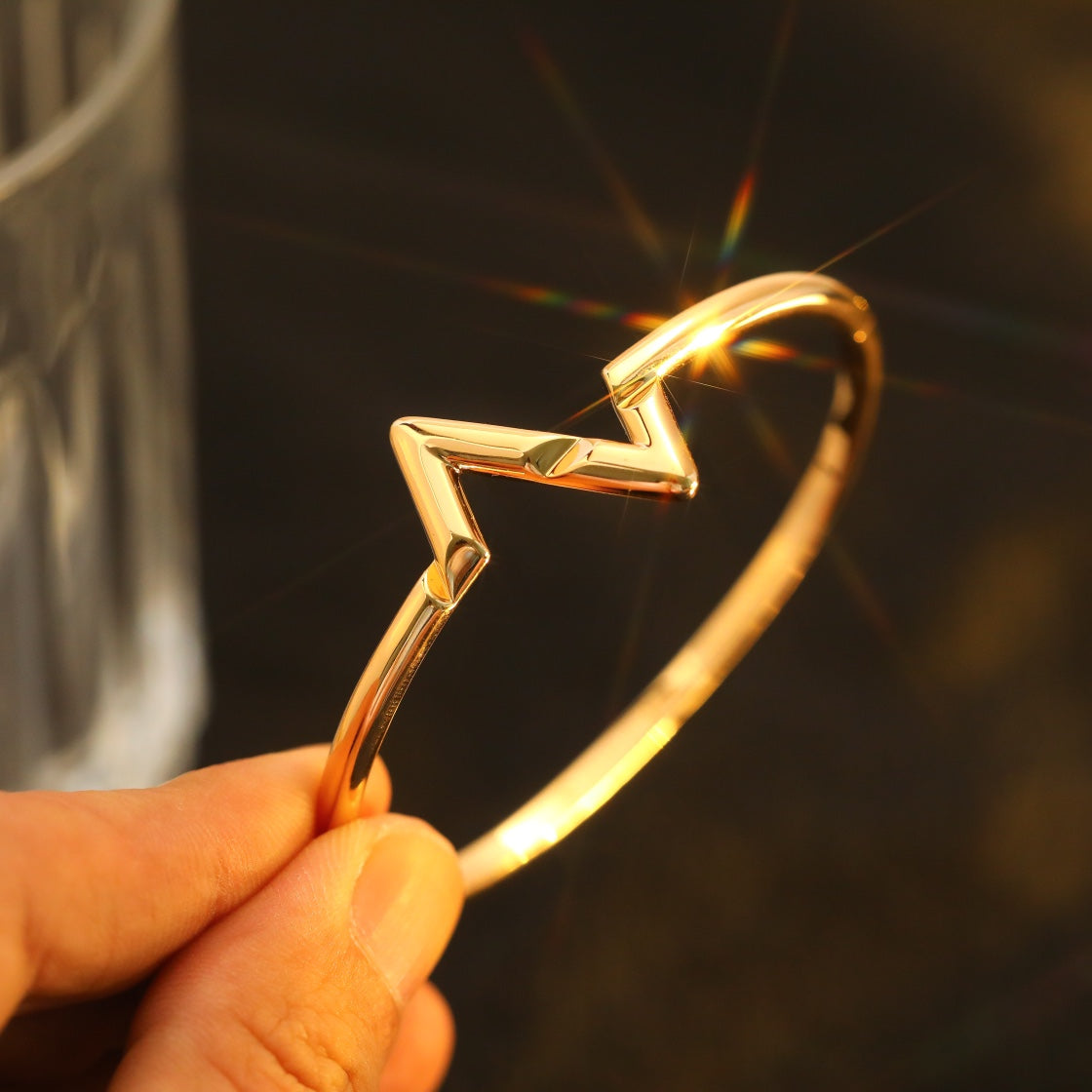 ¡®Glow Jewelry¡¯VOLTE UPSITE DOWN BRACELET