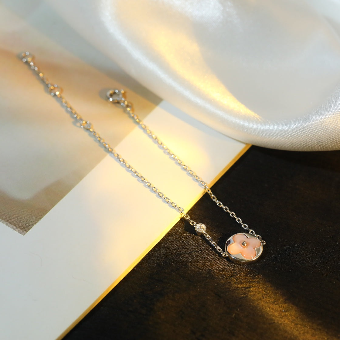 [Glow Jewelry]SUN MOTIF PINK MOP SILVER BRACELET