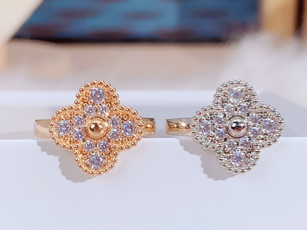 [Glow Jewelry]CLOVER DIAMOND RING