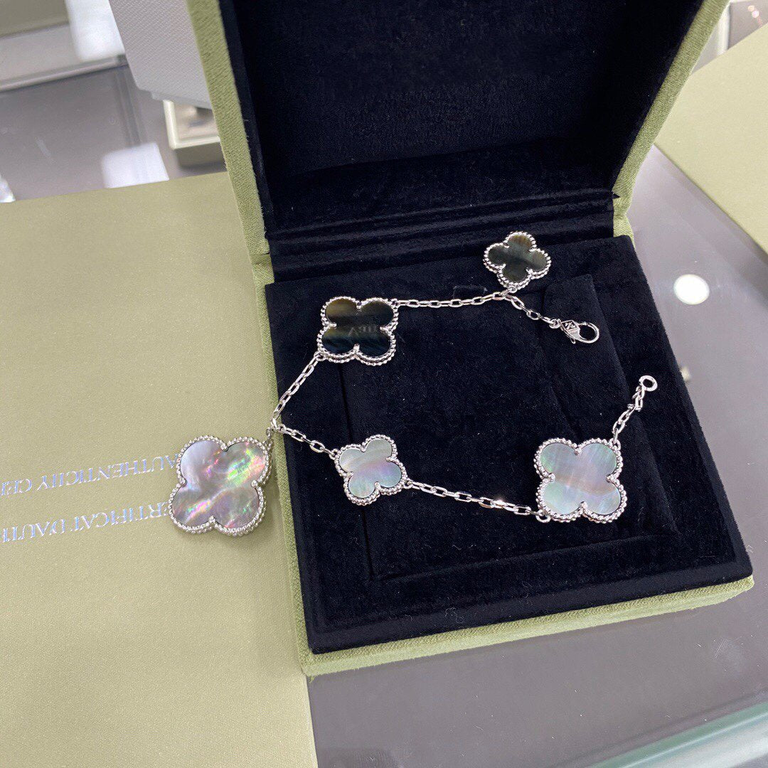 ¡®Glow Jewelry¡¯CLOVER 5 MOTIFS SIVLER DARK MOP BRACELET