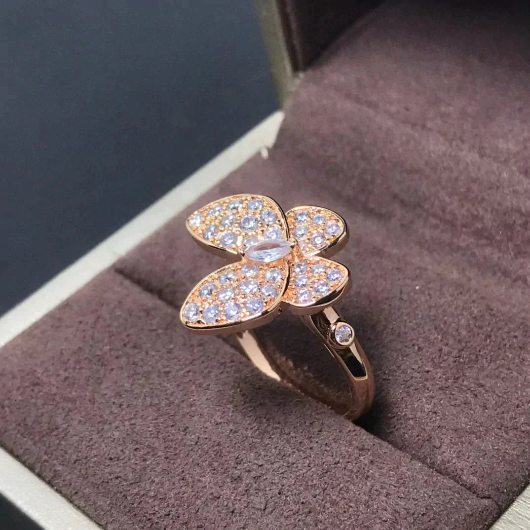 ¡®Glow Jewelry¡¯BUTTERFLY PINK GOLD DIAMOND RING