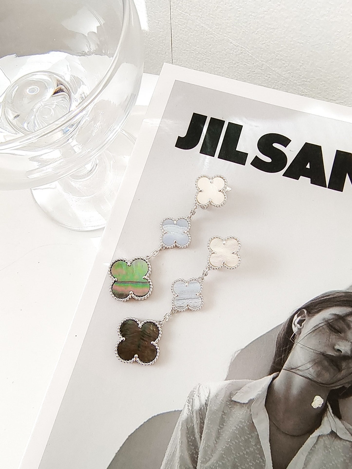 ¡®Glow Jewelry¡¯CLOVER 3 MOTIFS CHALCEDONY DARK MOP SILVER EARRINGS