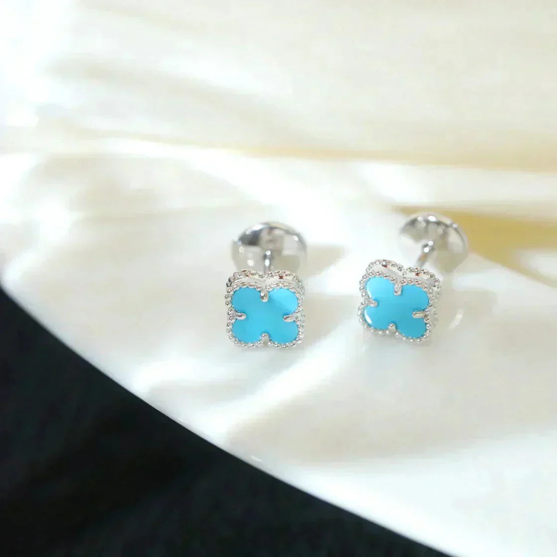 ¡®Glow Jewelry¡¯CLOVER MINI 9.5MM ONYX STUD EARRINGS SILVER