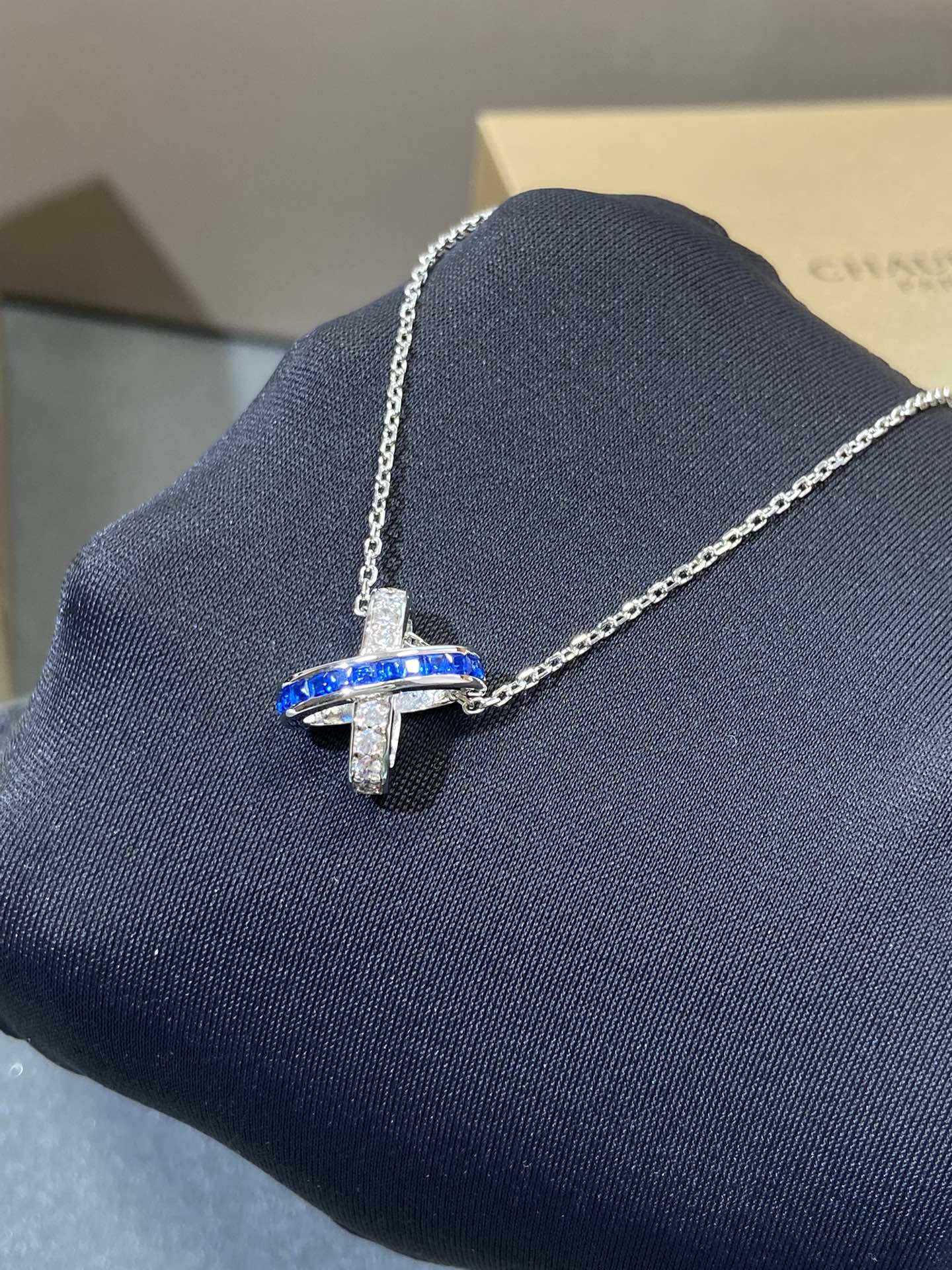 ¡®Glow Jewelry¡¯LIENS DIAMOND SILVER NECKLACE