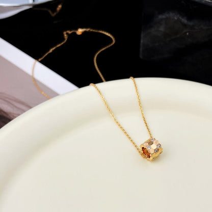 ¡®Glow Jewelry¡¯BEE MINI PEDANT DIAMOND NECKLACE