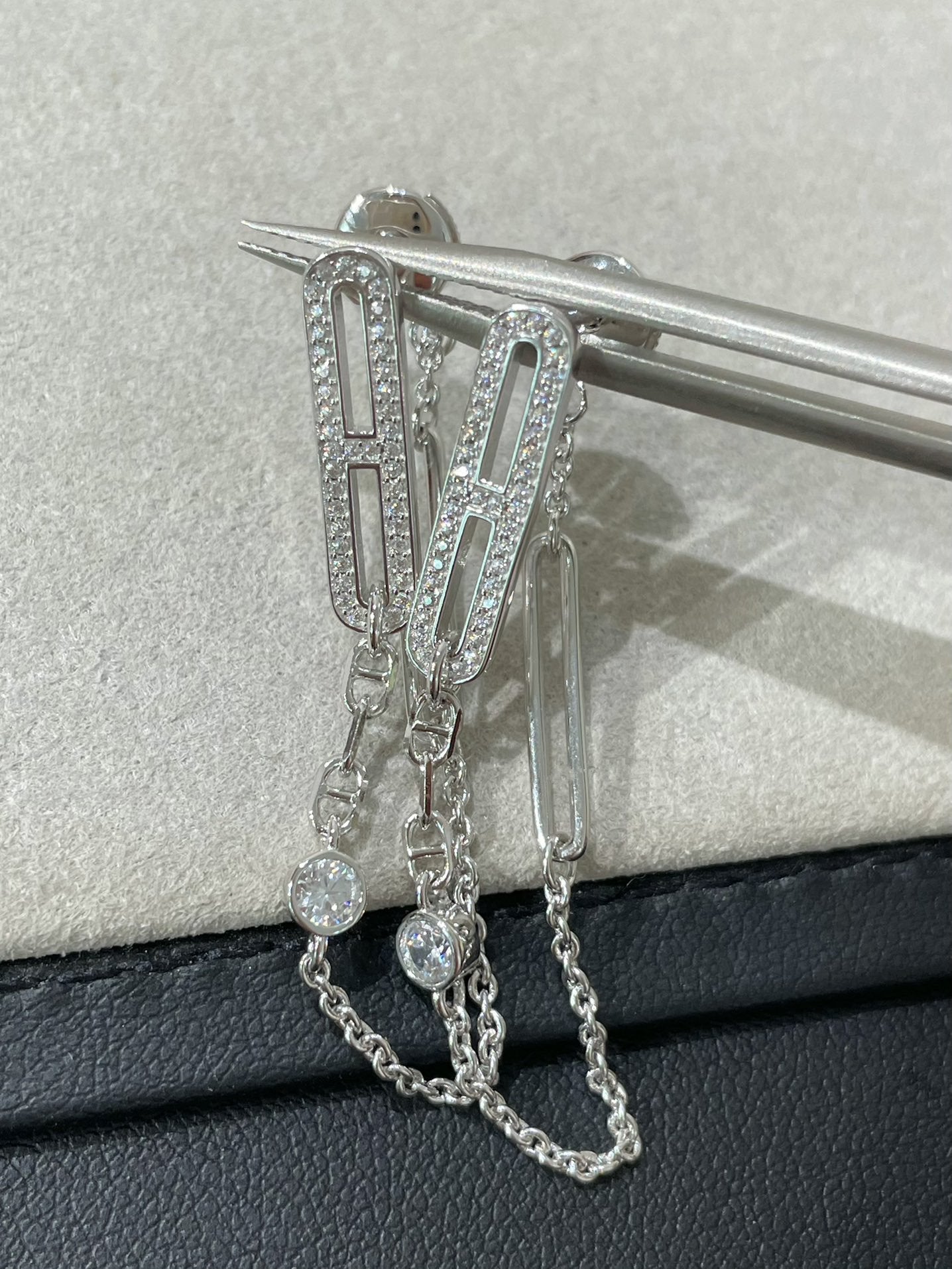 ¡®Glow Jewelry¡¯CHAINE CHAOS DIAMOND DROP EARRINGS