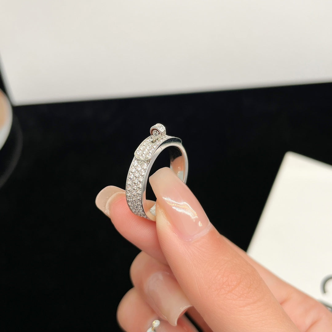 ¡®Glow Jewelry¡¯KELLY SILVER DIAMOND RING