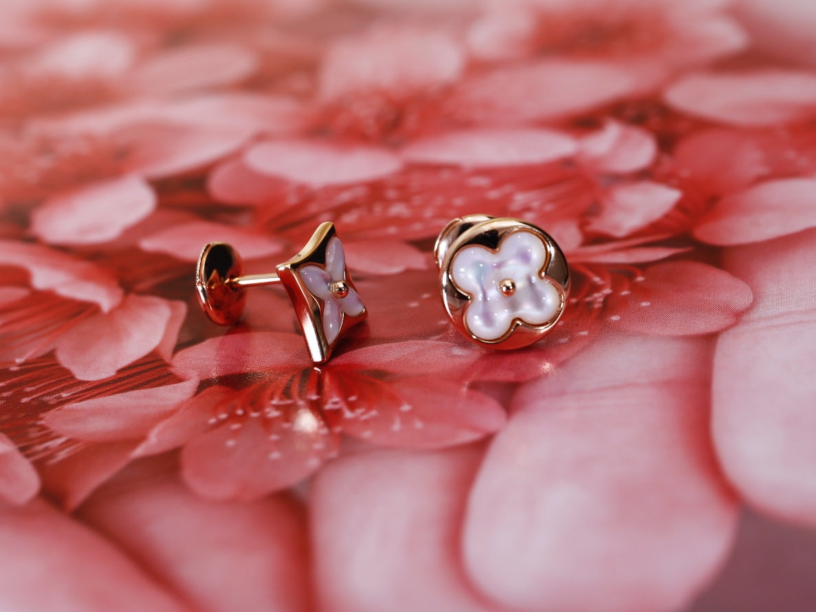 [Glow Jewelry]STAR AND SUN PINK GOLD MOP STUD EARRINGS