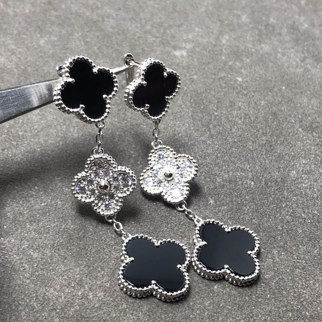 ¡®Glow Jewelry¡¯CLOVER 3 MOTIF DIAMOND ONYX SILVER EARRINGS