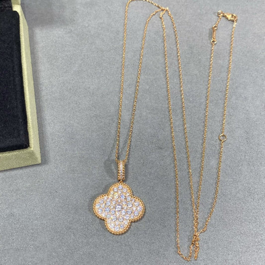 ¡®Glow Jewelry¡¯CLOVER 25MM LARGE PEDANT DIAMOND PAVED LONG NECKLACE