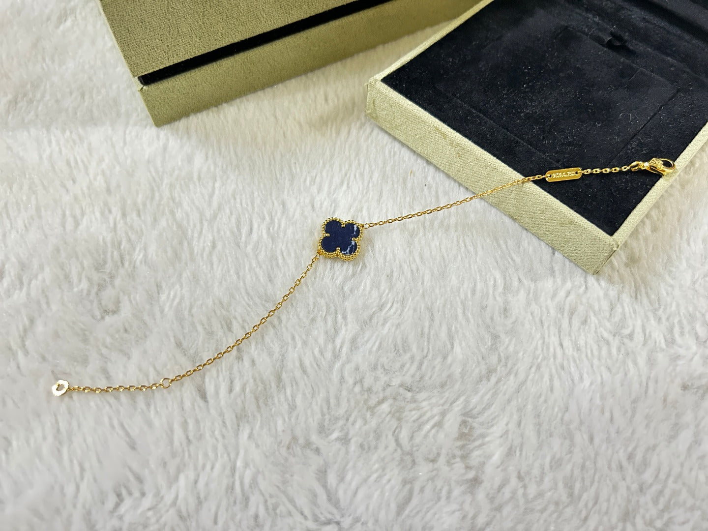 ¡®Glow Jewelry¡¯CLOVER 1 MOTIF PIETERSITE BRACELET