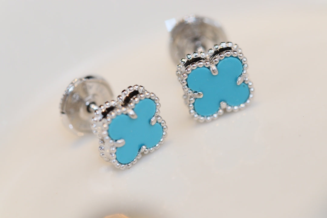 [Glow Jewelry]CLOVER MINI TURQUOISE SILVER STUD EARRINGS