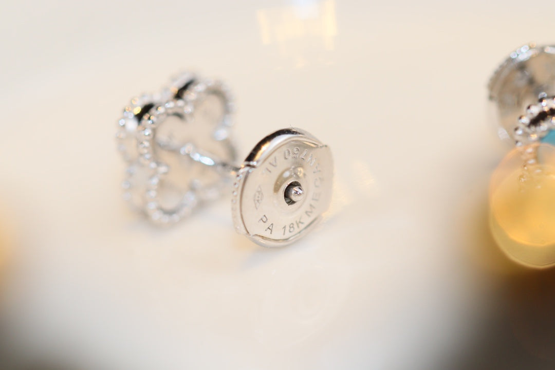 ¡®Glow Jewelry¡¯CLOVER MINI TURQUOISE SILVER STUD EARRINGS