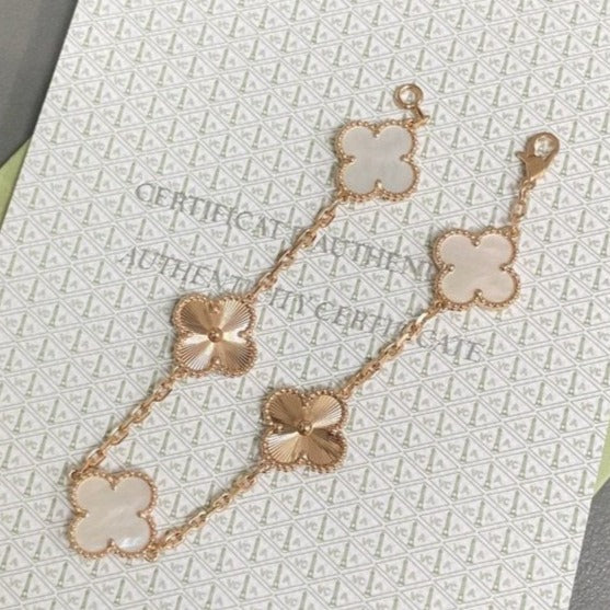 [Glow Jewelry]New CLOVER WHITE PEARL MOP 5 MOTIF BRACELET COLLECTION