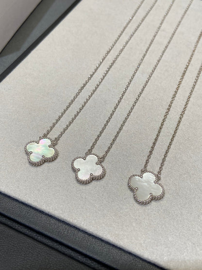 [Glow Jewelry]CLOVER MEDIUM SILVER WHITE MOP NECKLACE
