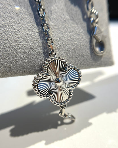 [Glow Jewelry]New  CLOVER 5 MOTIF LASER BRACELET COLLECTION