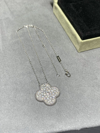 [Glow Jewelry]CLOVER 25MM LARGE PENDANT DIAMOND PAVED SILVER NECKLACE
