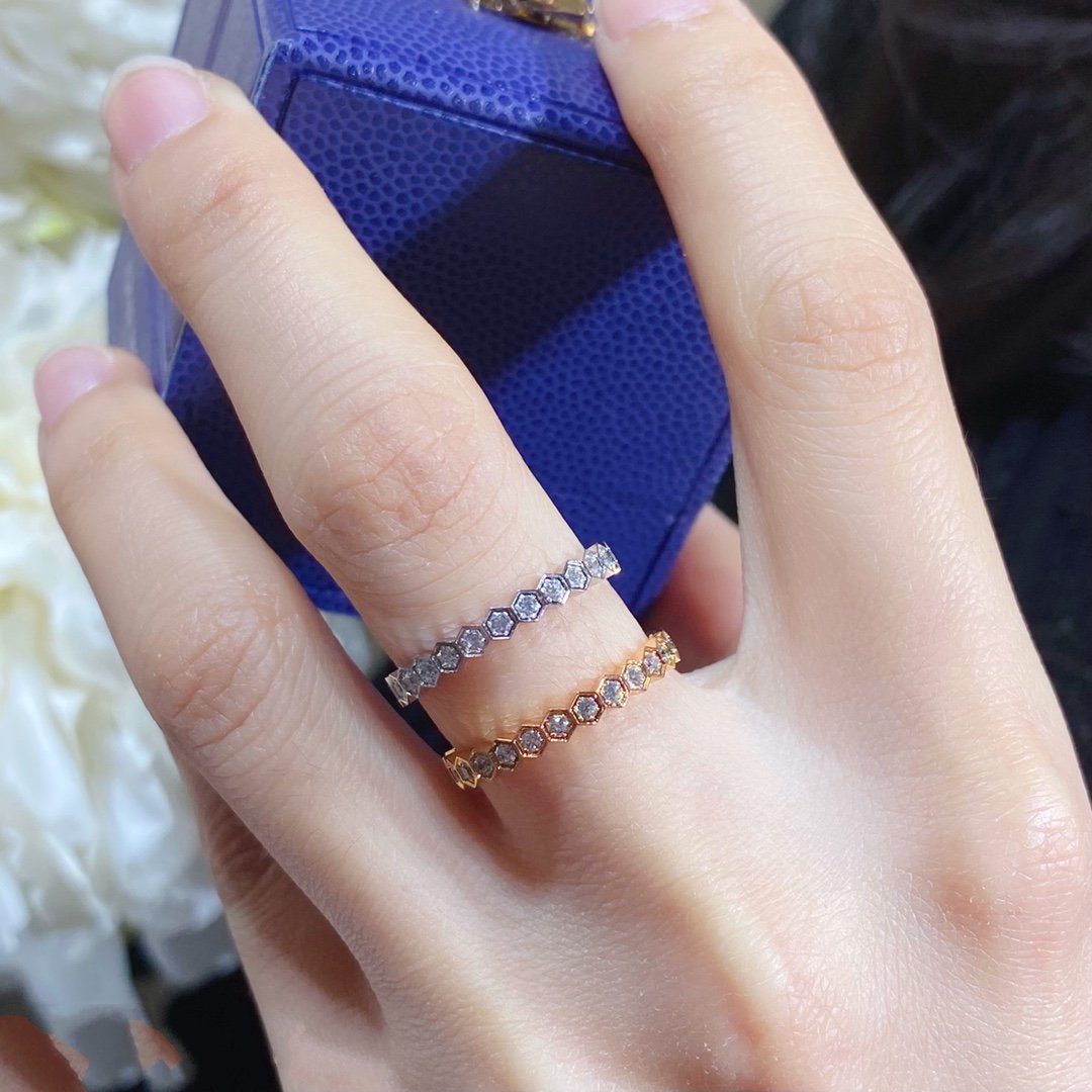 ¡®Glow Jewelry¡¯BEE LOVE DIAMOND PAVED SMALL RING