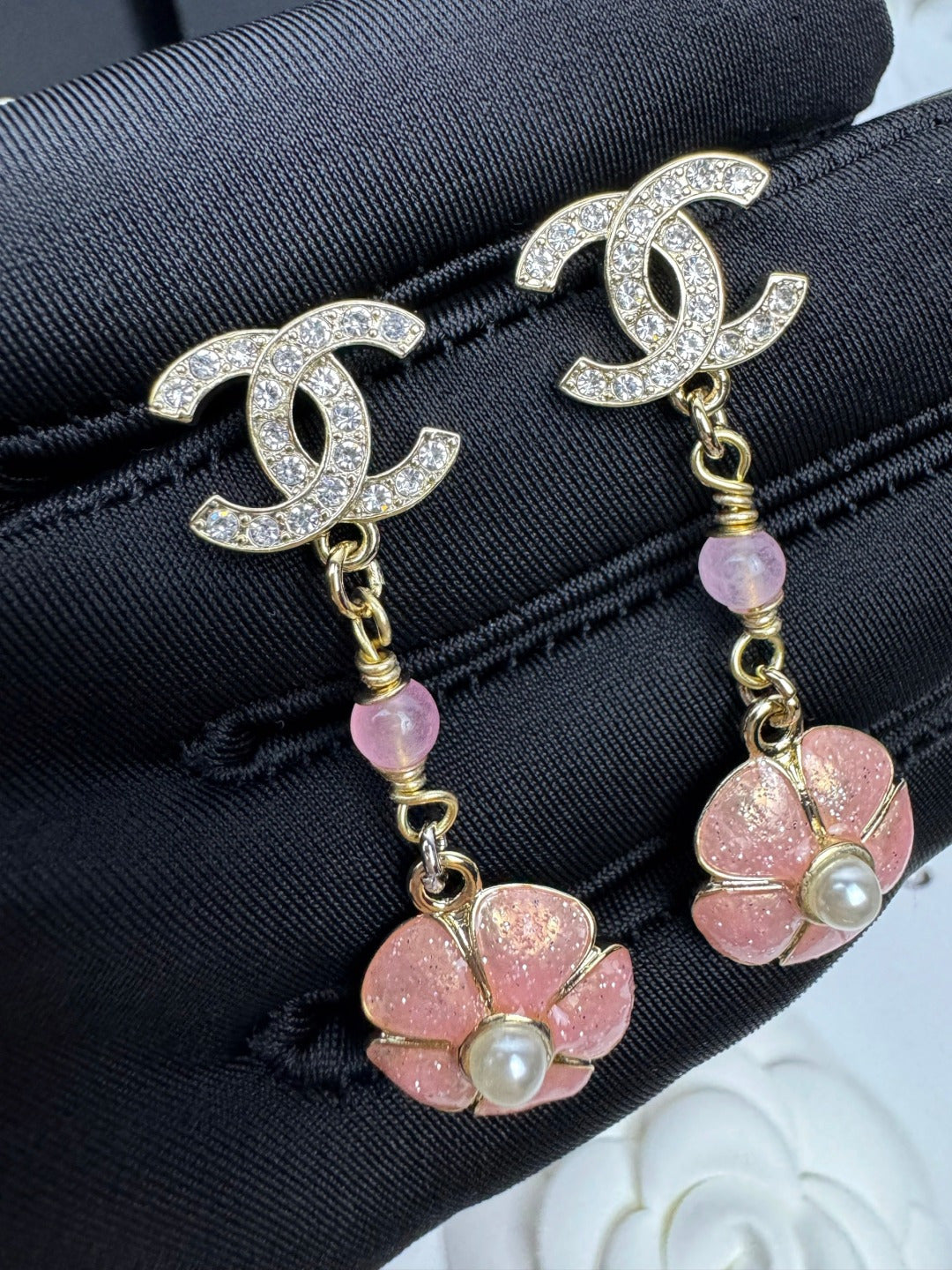[Glow Jewelry]26C Pink Camellia Enamel Pendant with Double C Earrings