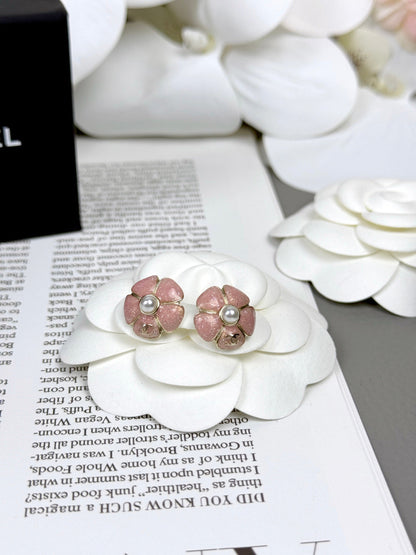 [Glow Jewelry]26C Pink Camellia Pearl Enamel Stud Earrings