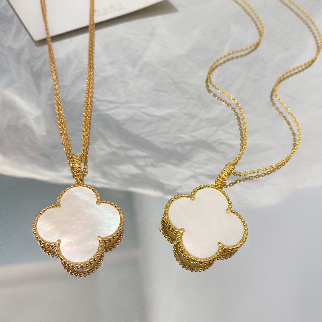 [Glow Jewelry]CLOVER 25MM MOP LARGE PENDANT NECKLACE