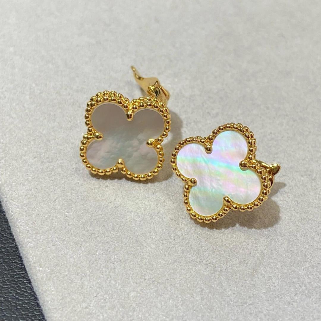 [グロージュエリー] クローバー ラージ (20mm) 1モチーフ ホワイトマザーオブパール スタッドピアス